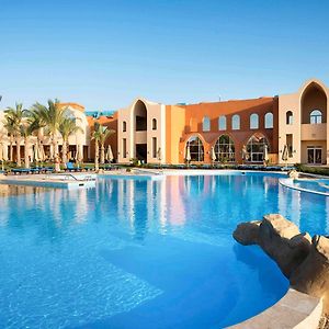 Standard Twin Room Pool Side